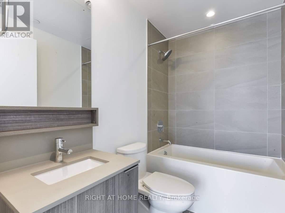 5703 - 898 Portage Parkway, Vaughan, Ontario  L4K 0J6 - Photo 10 - N12769492