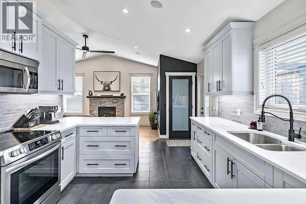 1957 High Country Drive Nw, High River, Alberta  T1V 0A5 - Photo 11 - A2256740