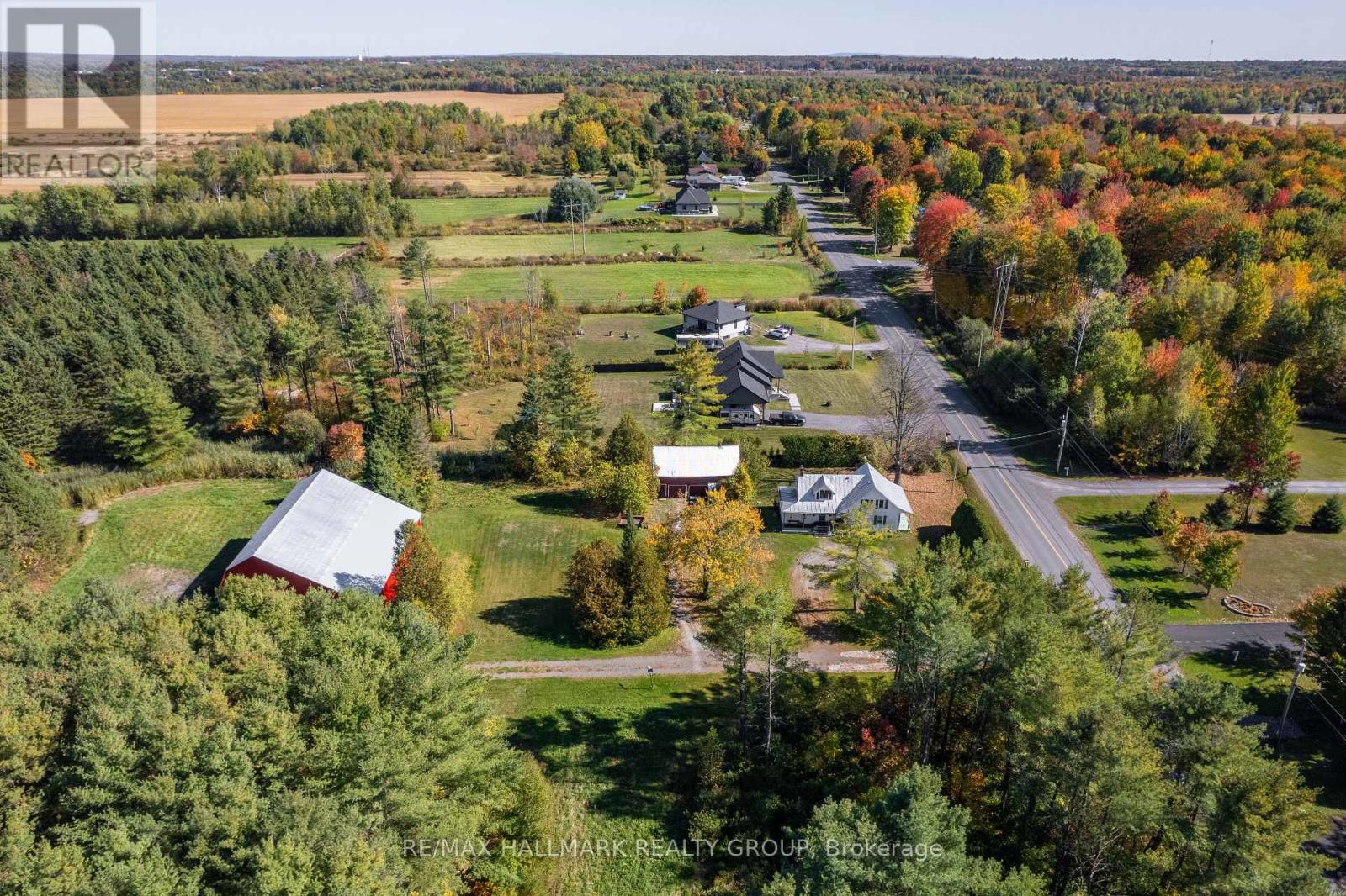 1677 Ste Anne Road, Champlain, Ontario  K0B 1K0 - Photo 7 - X12462116