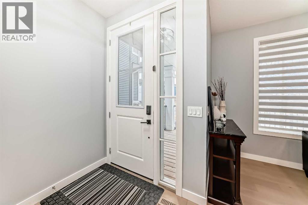 804 Lawthorn Way Se, Airdrie, Alberta  T4A 3M9 - Photo 6 - A2282762