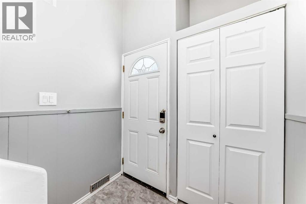 3613 28a Avenue Se, Calgary, Alberta  T2B 0E8 - Photo 4 - A2283172