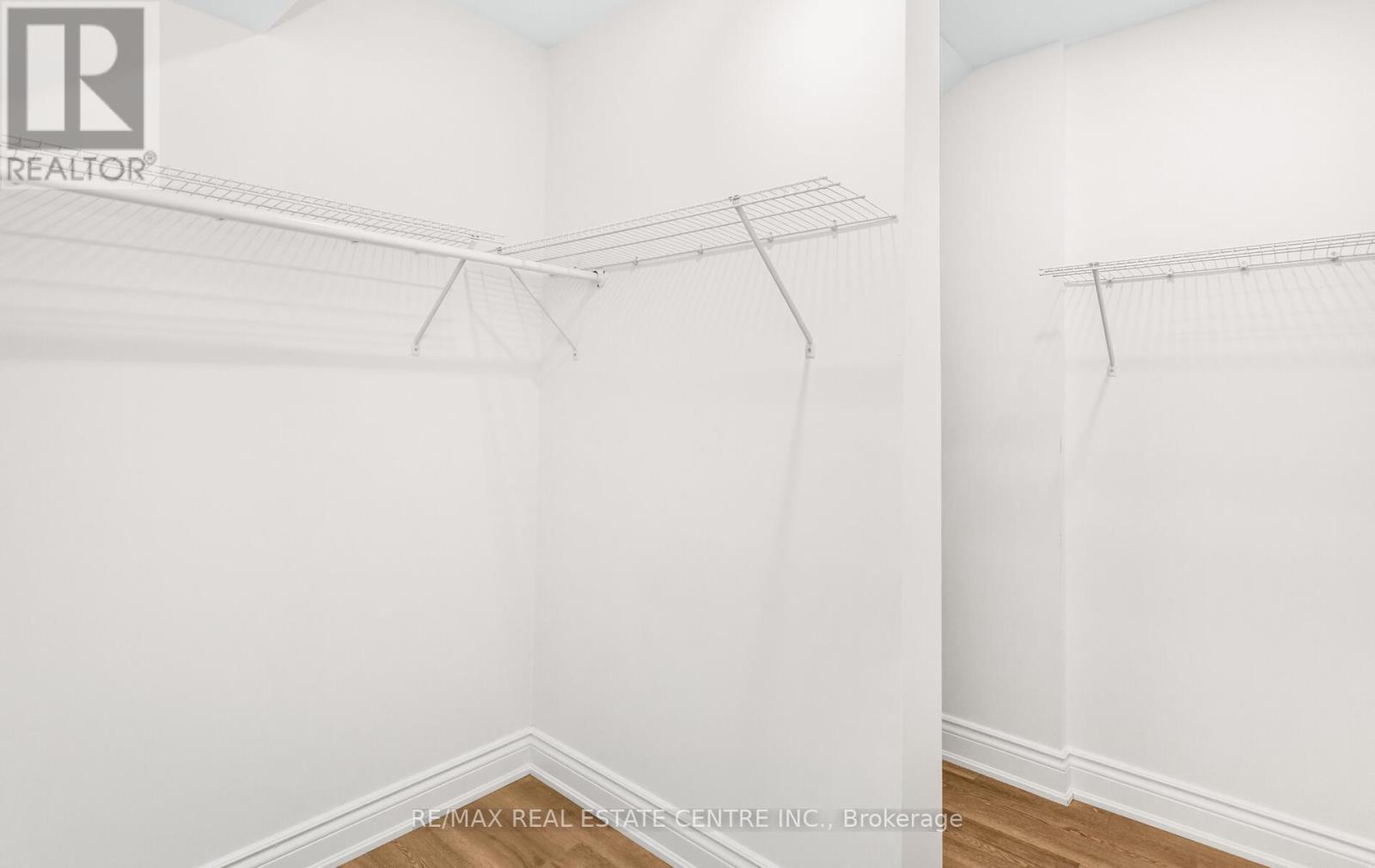 2379 Charles Cornwall Avenue, Oakville (Br Bronte), Ontario  L6M 5M5 - Photo 24 - W12769508