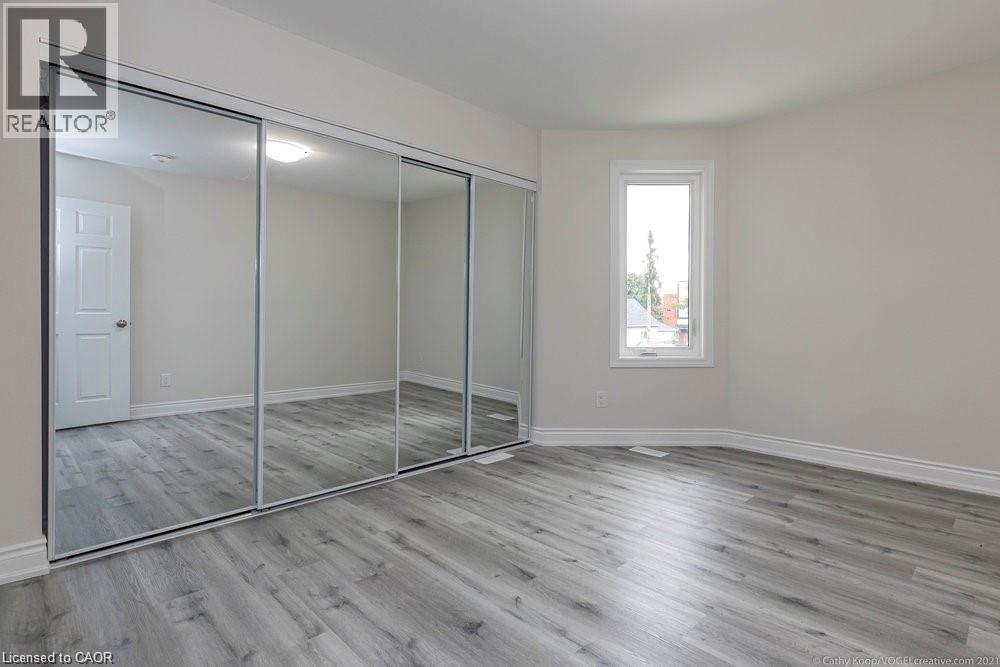 1327 Main Street E Unit# 1, Hamilton, Ontario  L8K 1B4 - Photo 11 - 40803613