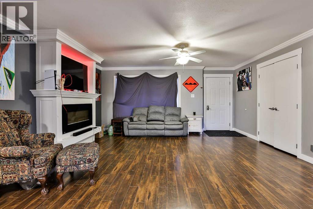 507 20 Street N, Lethbridge, Alberta  T1H 3N4 - Photo 3 - A2284197