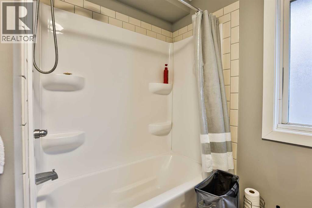 507 20 Street N, Lethbridge, Alberta  T1H 3N4 - Photo 10 - A2284197