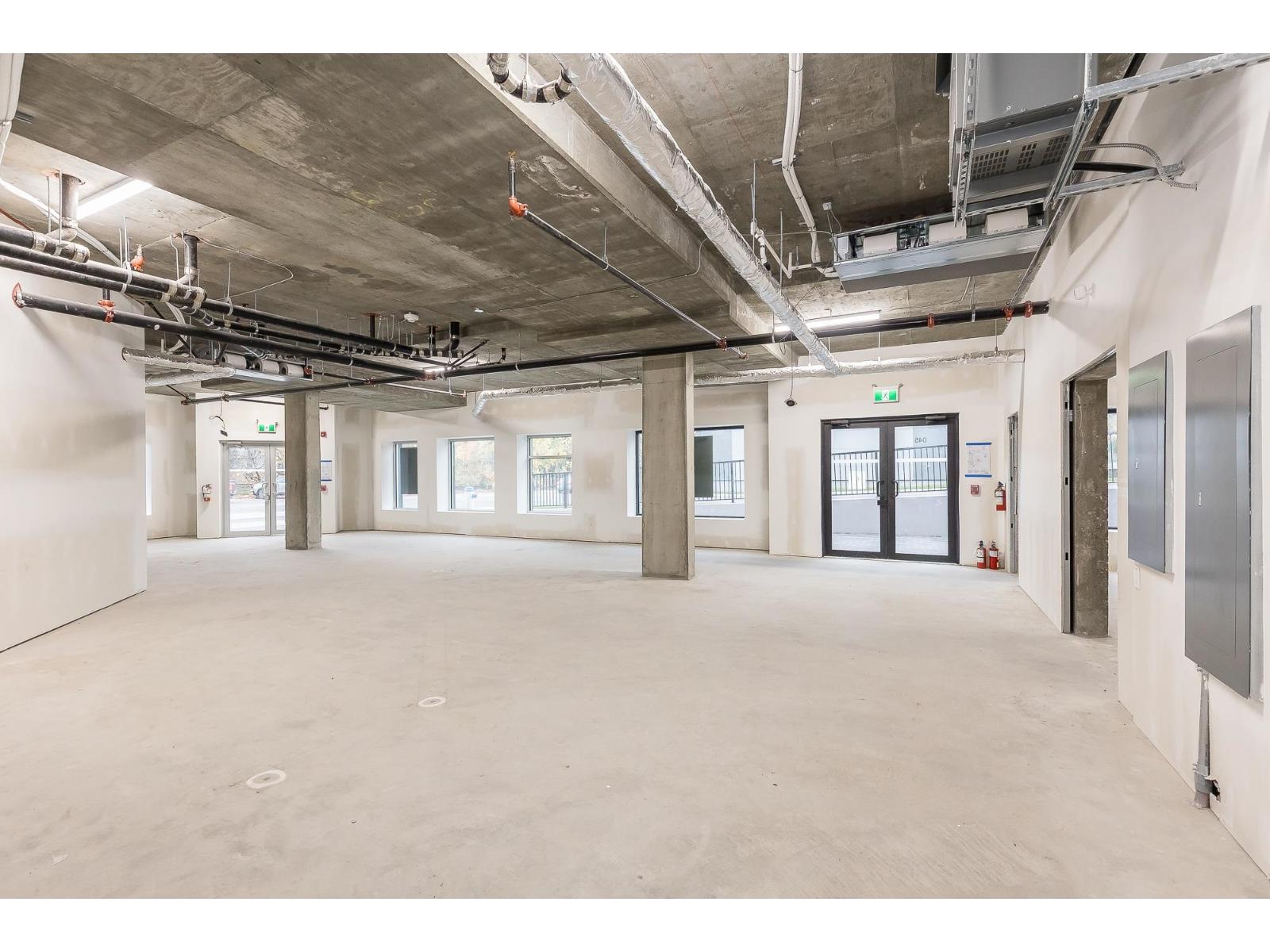 040 33816 South Fraser Way, Abbotsford, British Columbia  V2S 0P2 - Photo 3 - C8073789