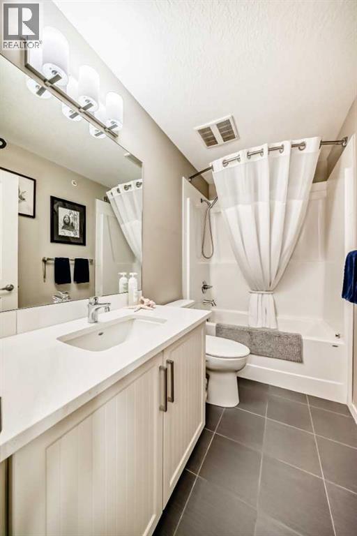 413, 20 Mahogany Mews Se, Calgary, Alberta  T3M 2W8 - Photo 17 - A2274692