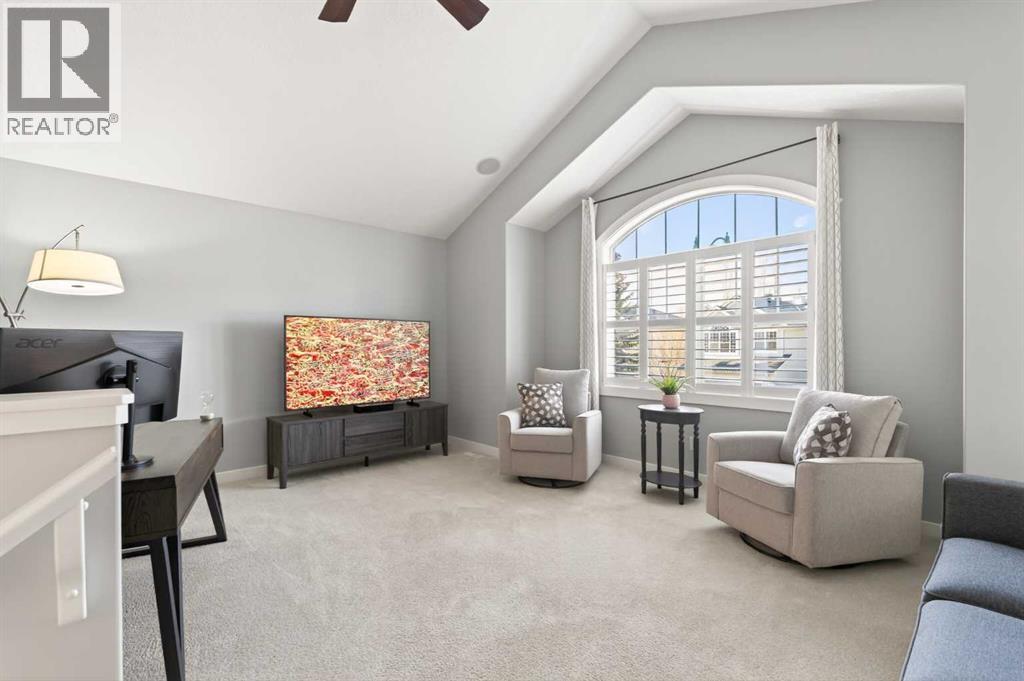 4 Cougarstone Square Sw, Calgary, Alberta  T3H 5J3 - Photo 21 - A2283347