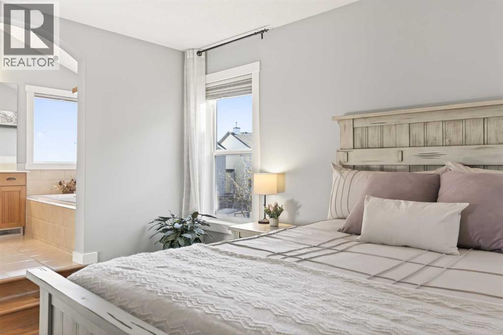 4 Cougarstone Square Sw, Calgary, Alberta  T3H 5J3 - Photo 24 - A2283347