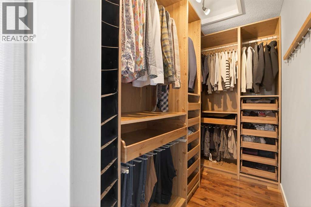 4 Cougarstone Square Sw, Calgary, Alberta  T3H 5J3 - Photo 27 - A2283347