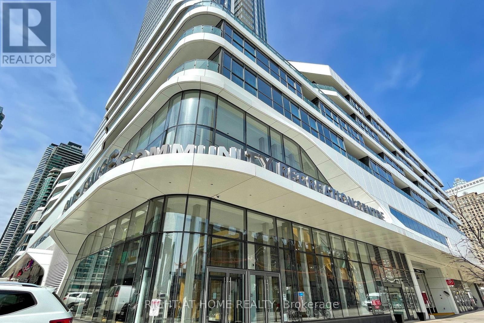 1710 - 28 Freeland Street, Toronto, Ontario  M5E 0E3 - Photo 18 - C12764976