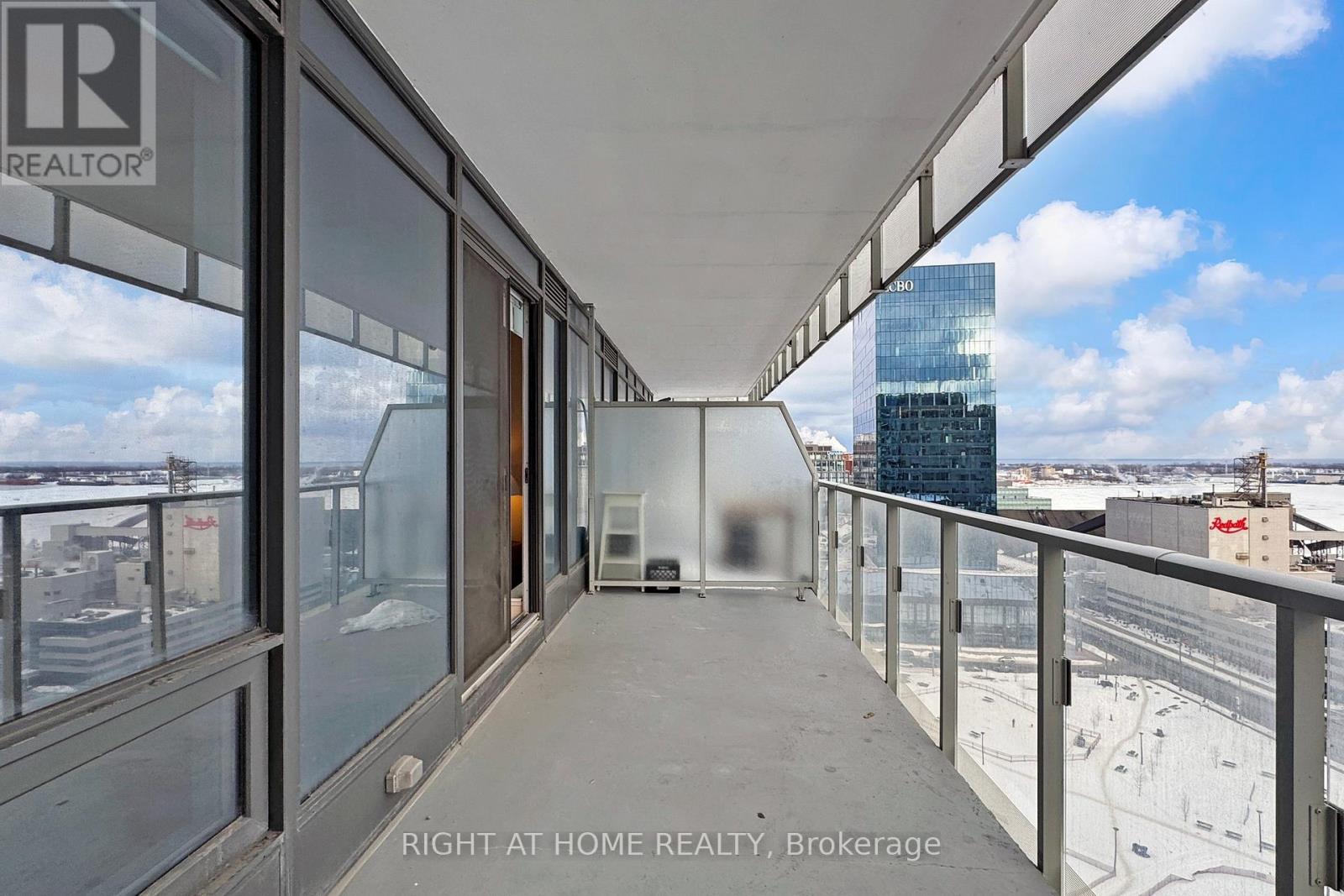 1710 - 28 Freeland Street, Toronto, Ontario  M5E 0E3 - Photo 24 - C12764976