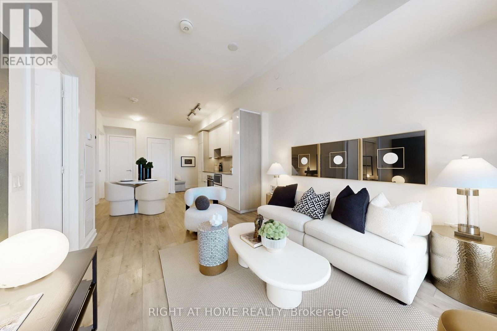 1710 - 28 Freeland Street, Toronto, Ontario  M5E 0E3 - Photo 4 - C12764976