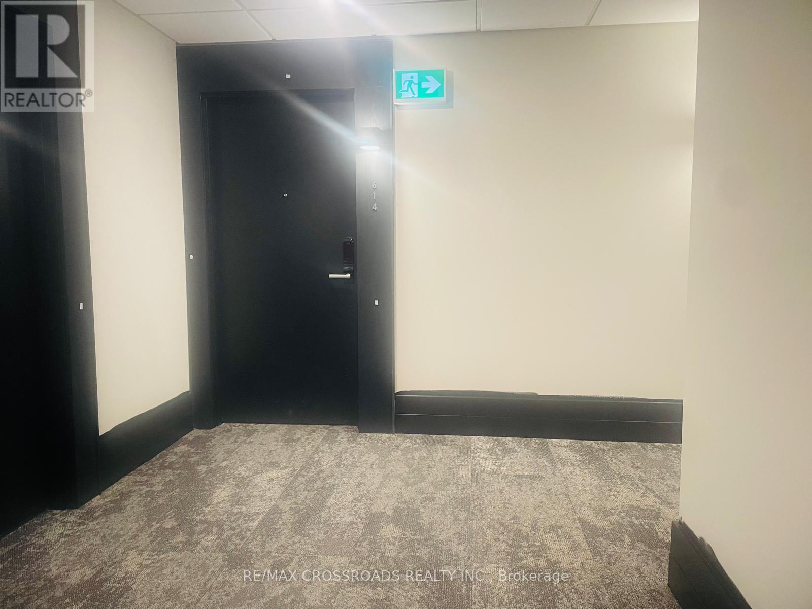 614 - 461 Green Road, Hamilton (Lakeshore), Ontario  L8E 5B4 - Photo 2 - X12725160