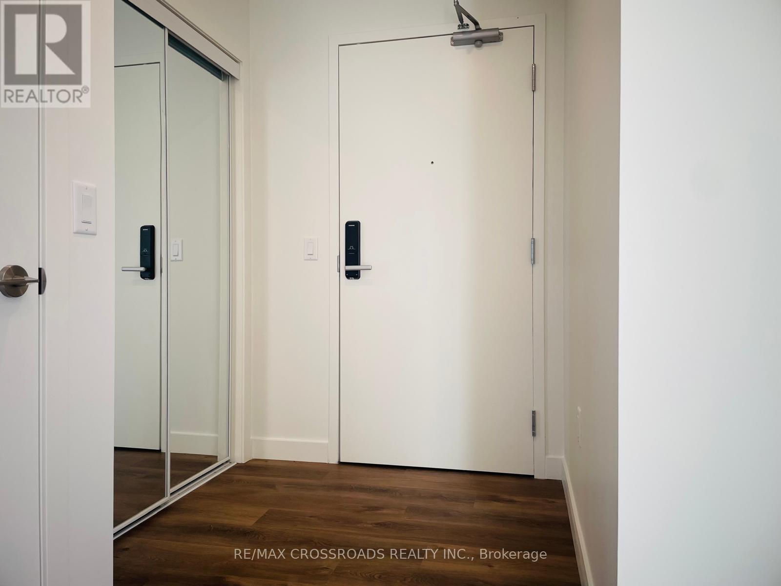 614 - 461 Green Road, Hamilton (Lakeshore), Ontario  L8E 5B4 - Photo 3 - X12725160