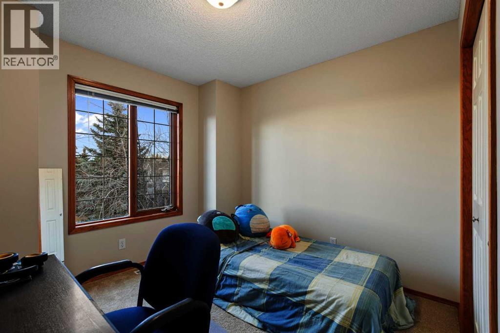 66 Patina Point Sw, Calgary, Alberta  T3H 3J7 - Photo 8 - A2283812