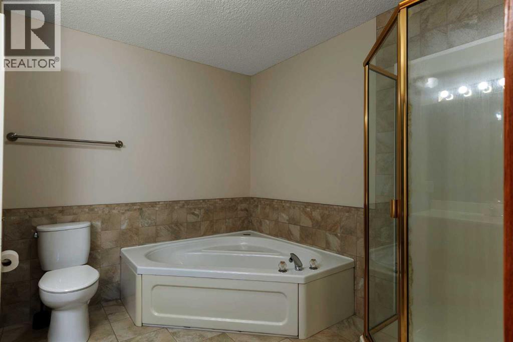 66 Patina Point Sw, Calgary, Alberta  T3H 3J7 - Photo 29 - A2283812