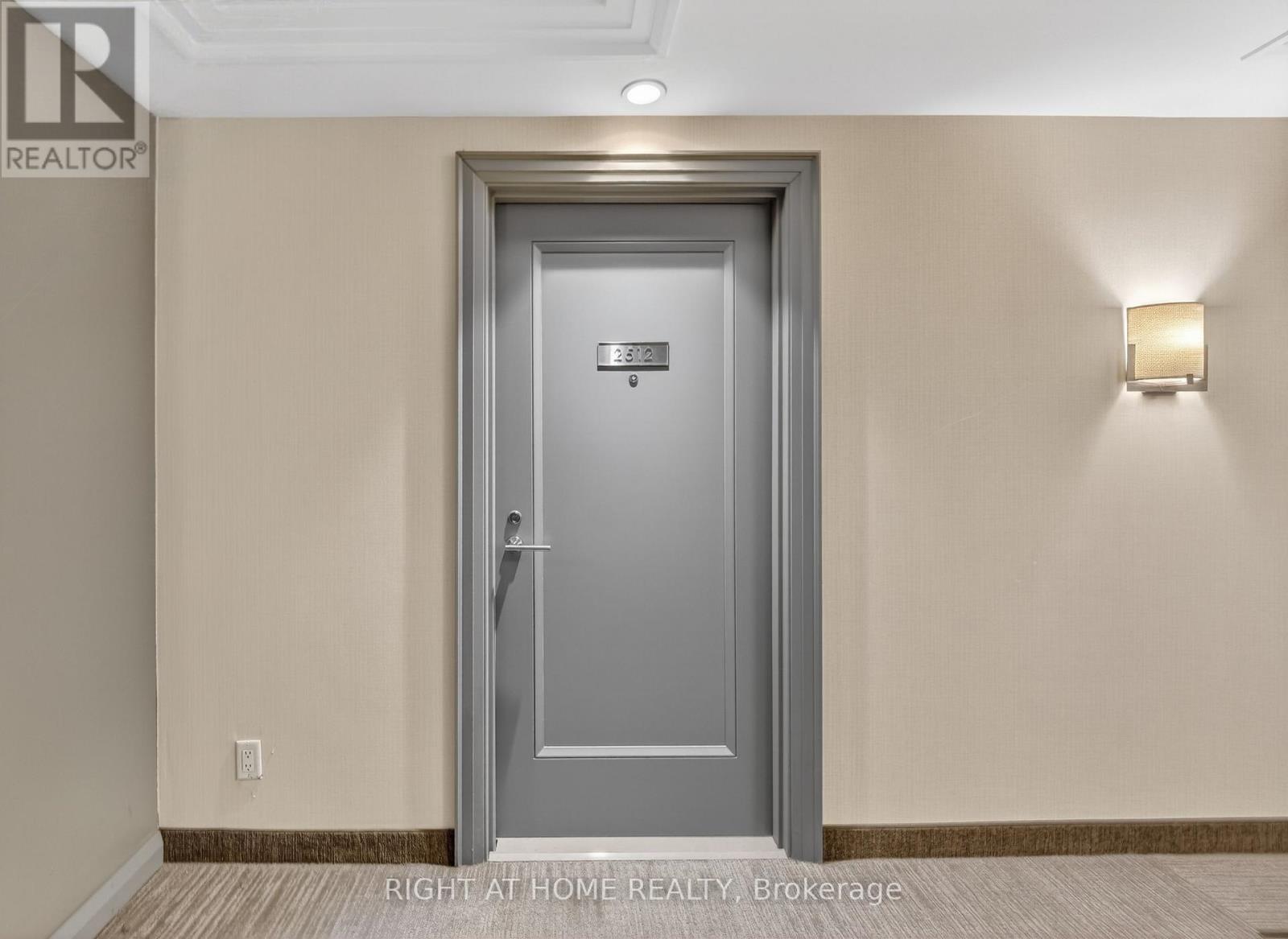 2512 - 155 Yorkville Avenue, Toronto, Ontario  M5R 1C4 - Photo 3 - C12769520