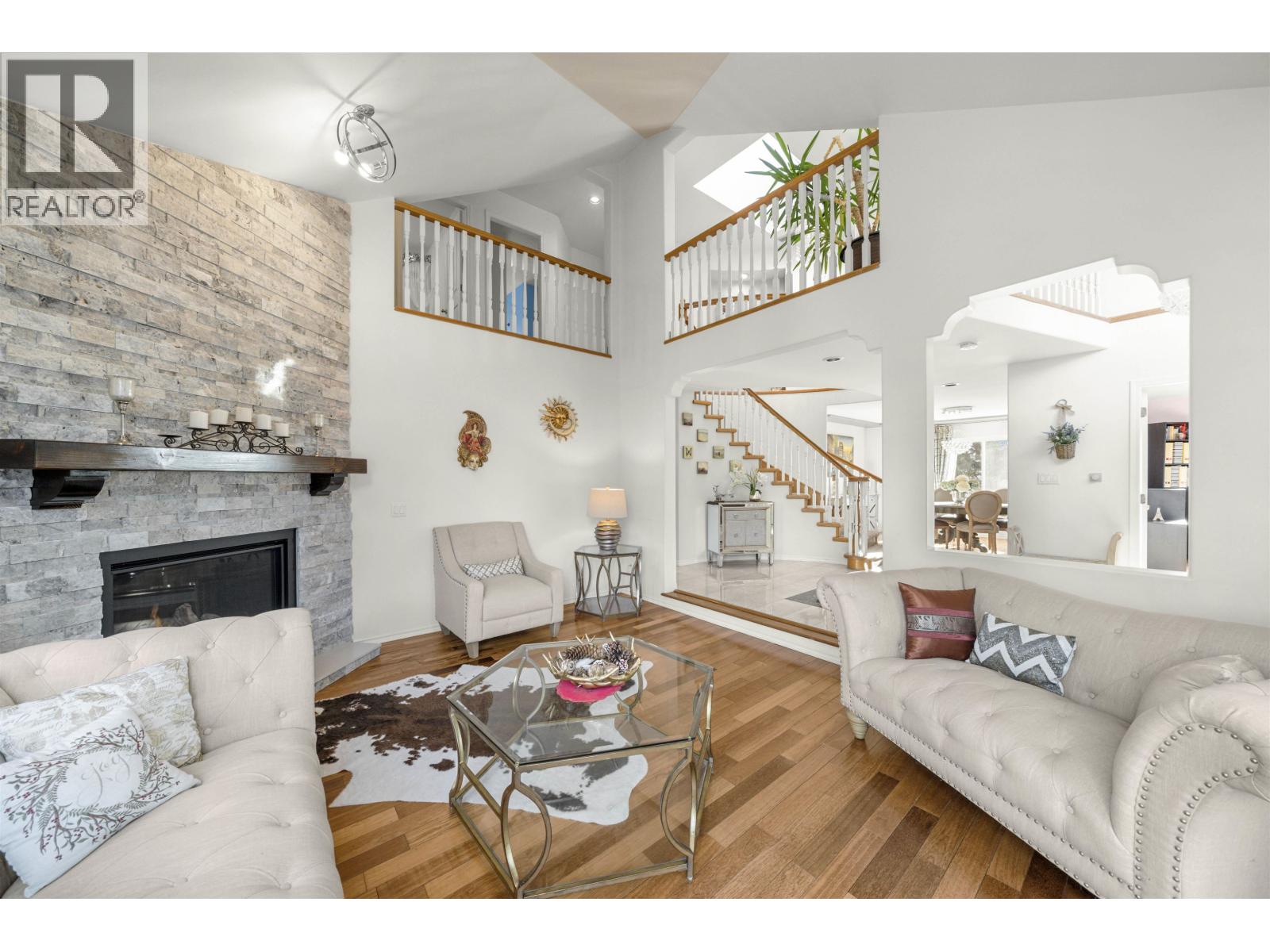 2258 Sorrento Drive, Coquitlam, British Columbia  V3K 6P4 - Photo 4 - R3070195