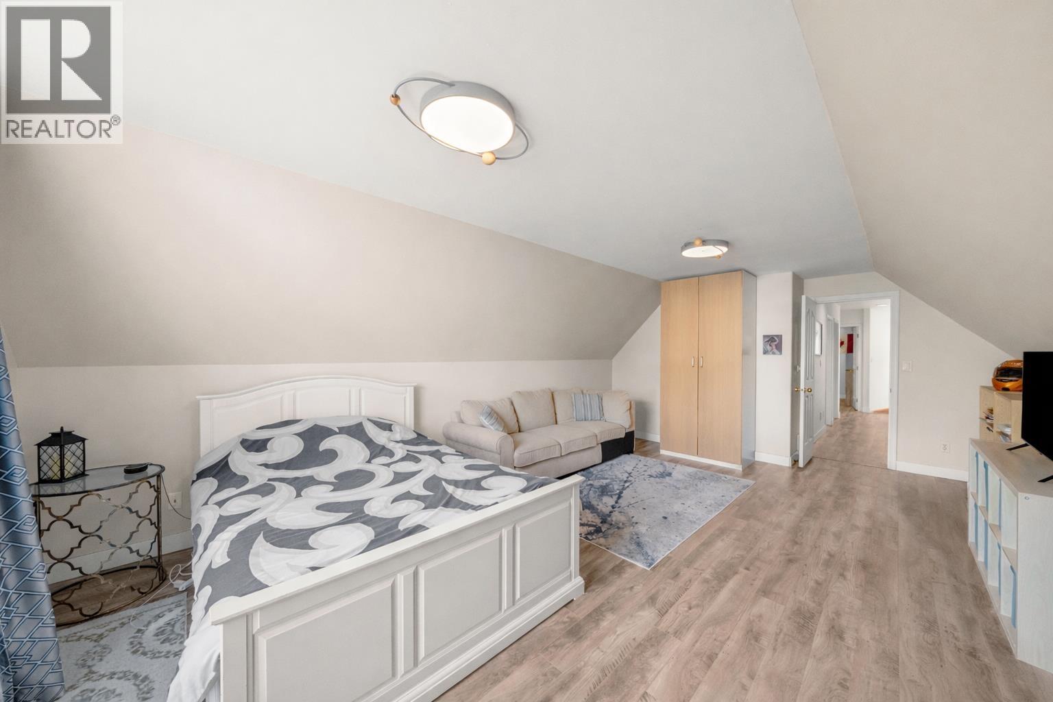 2258 Sorrento Drive, Coquitlam, British Columbia  V3K 6P4 - Photo 24 - R3070195