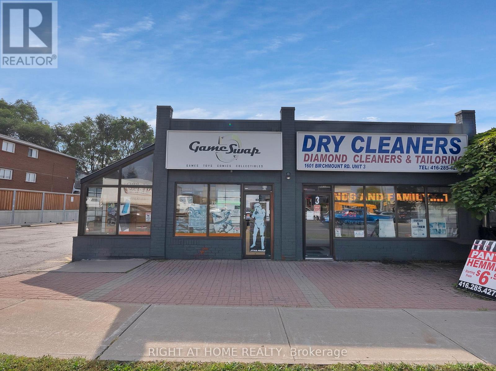 4 - 1601 BIRCHMOUNT ROAD, Toronto, Ontario