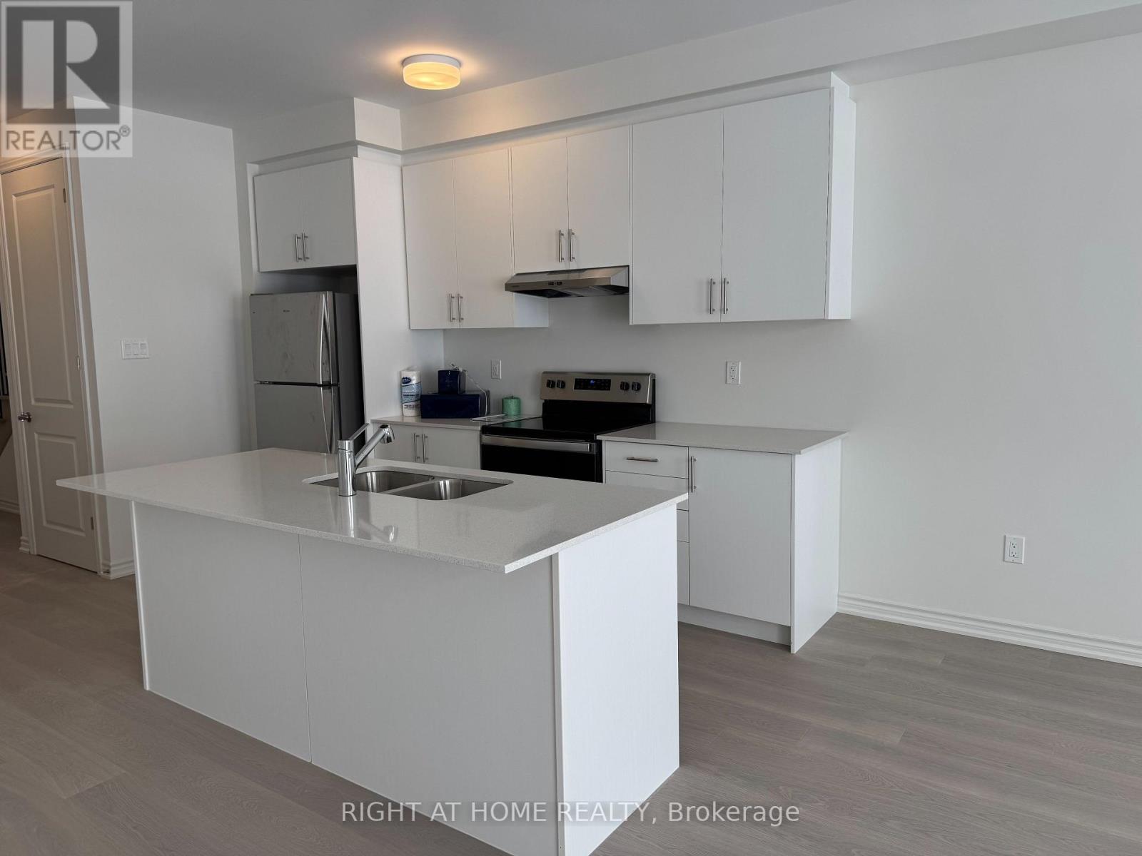 68 Sanderson Drive, Kawartha Lakes, Ontario  K9V 0S8 - Photo 17 - X12769522