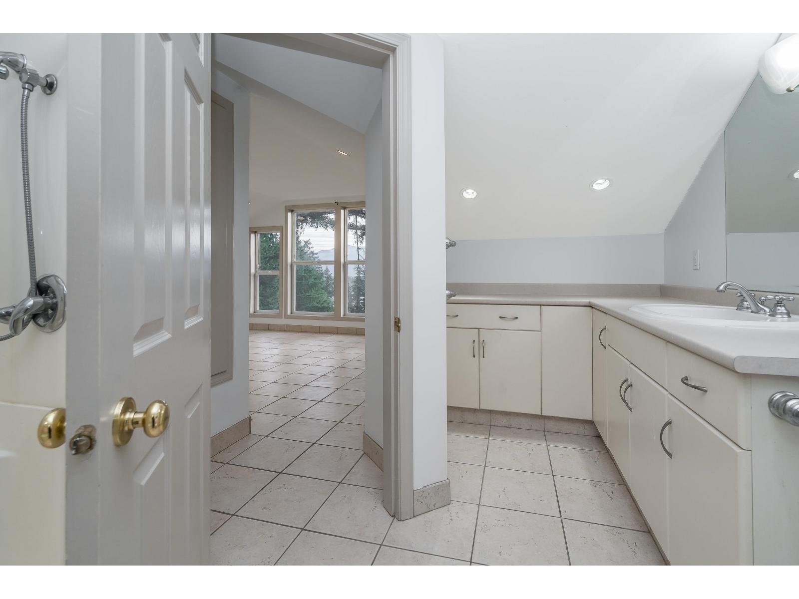 2344 Lougheed Highway, Mt Woodside, Agassiz, British Columbia  V0M 1A1 - Photo 22 - R3069266