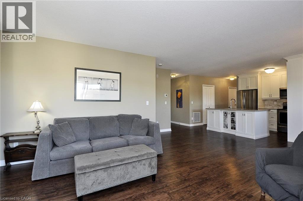 345 Briarmeadow Drive Unit# 302, Kitchener, Ontario  N2A 4J6 - Photo 12 - 40799790