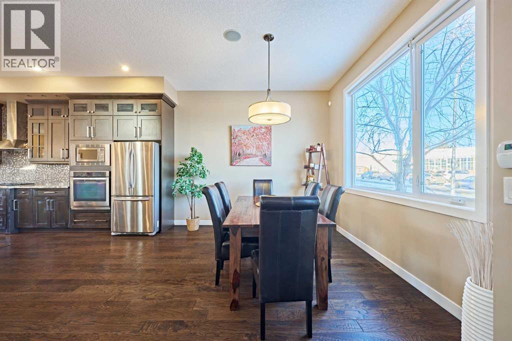 2817 23a Street Nw, Calgary, Alberta  T2M 3Y6 - Photo 5 - A2277828