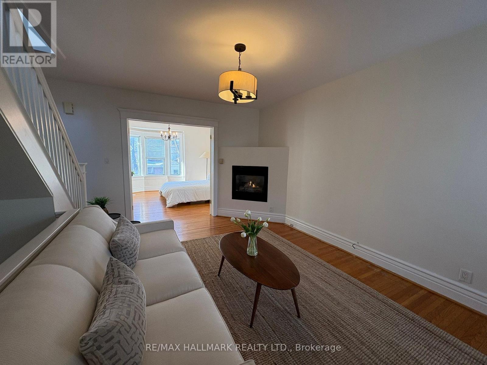 2 - 571 Pape Avenue, Toronto (Blake-Jones), Ontario  M4K 3R5 - Photo 5 - E12769554