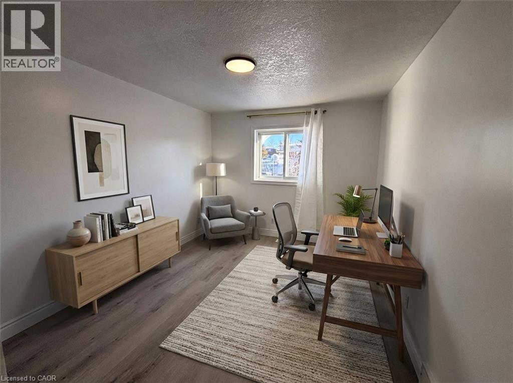 303 Bankside Drive, Kitchener, Ontario  N2N 3K3 - Photo 4 - 40803772