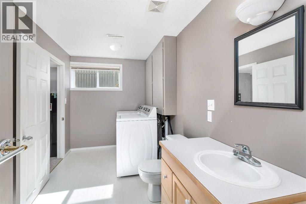 6516 58 Street, Rocky Mountain House, Alberta  T4T 1N6 - Photo 21 - A2256644