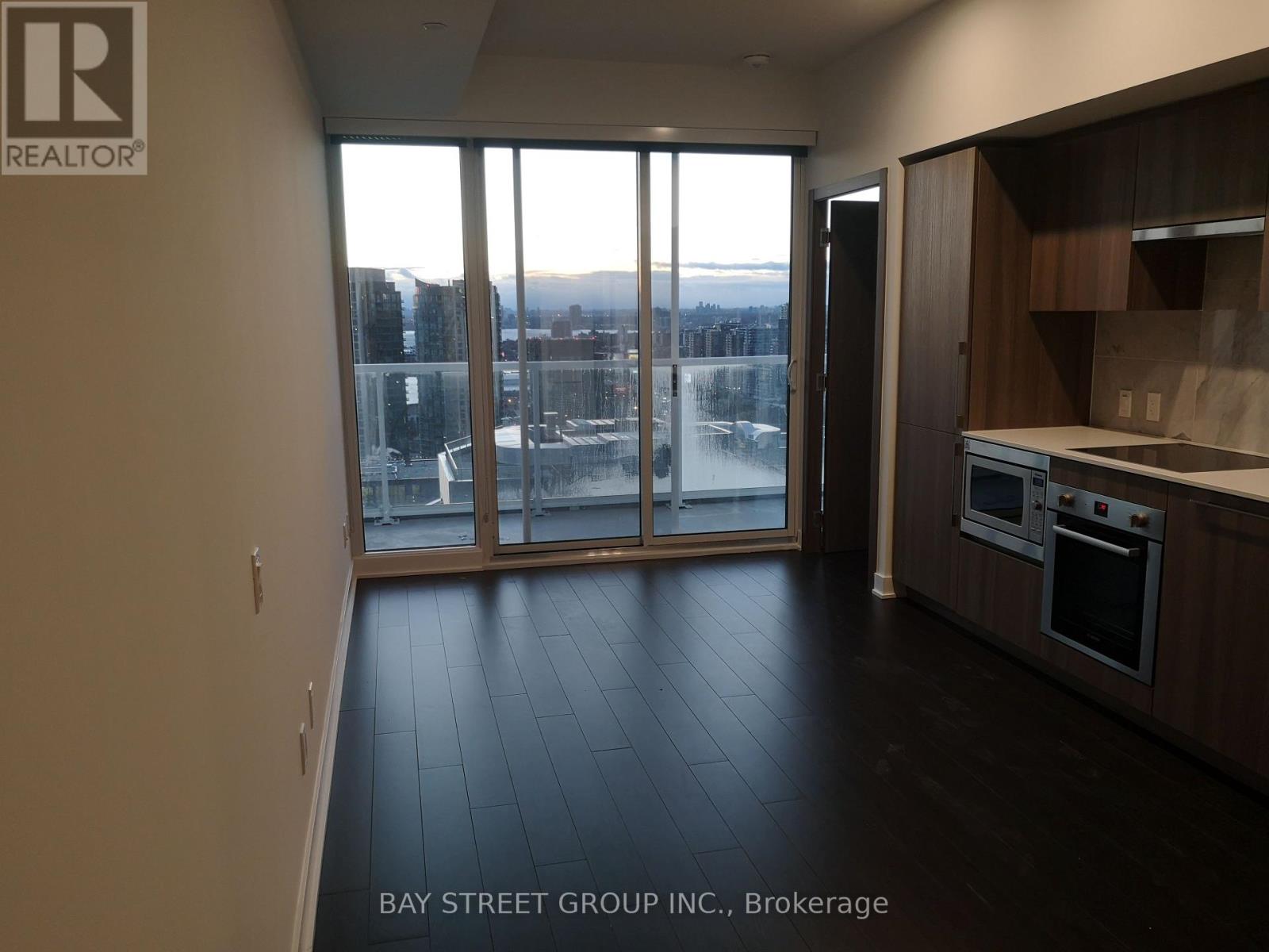 4002 - 19 Bathurst Street, Toronto, Ontario  M5V 0N2 - Photo 3 - C12769562