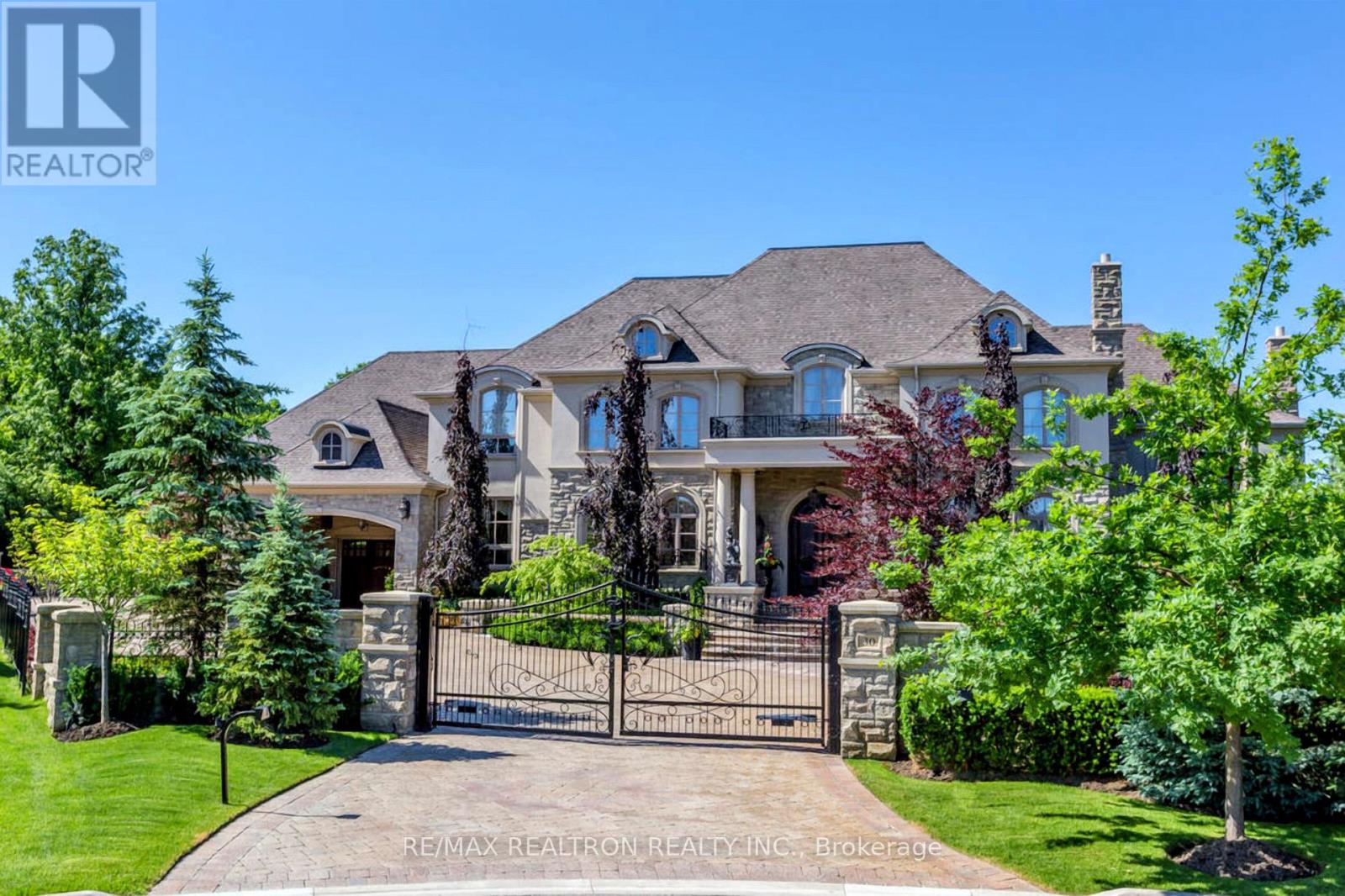 30 Nightfall Court, Vaughan, Ontario  L0J 1C0 - Photo 3 - N12769556