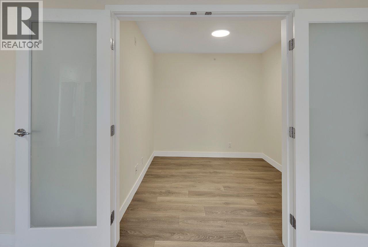 401 7088 Mont Royal Square, Vancouver, British Columbia  V5S 4X7 - Photo 12 - R3086888