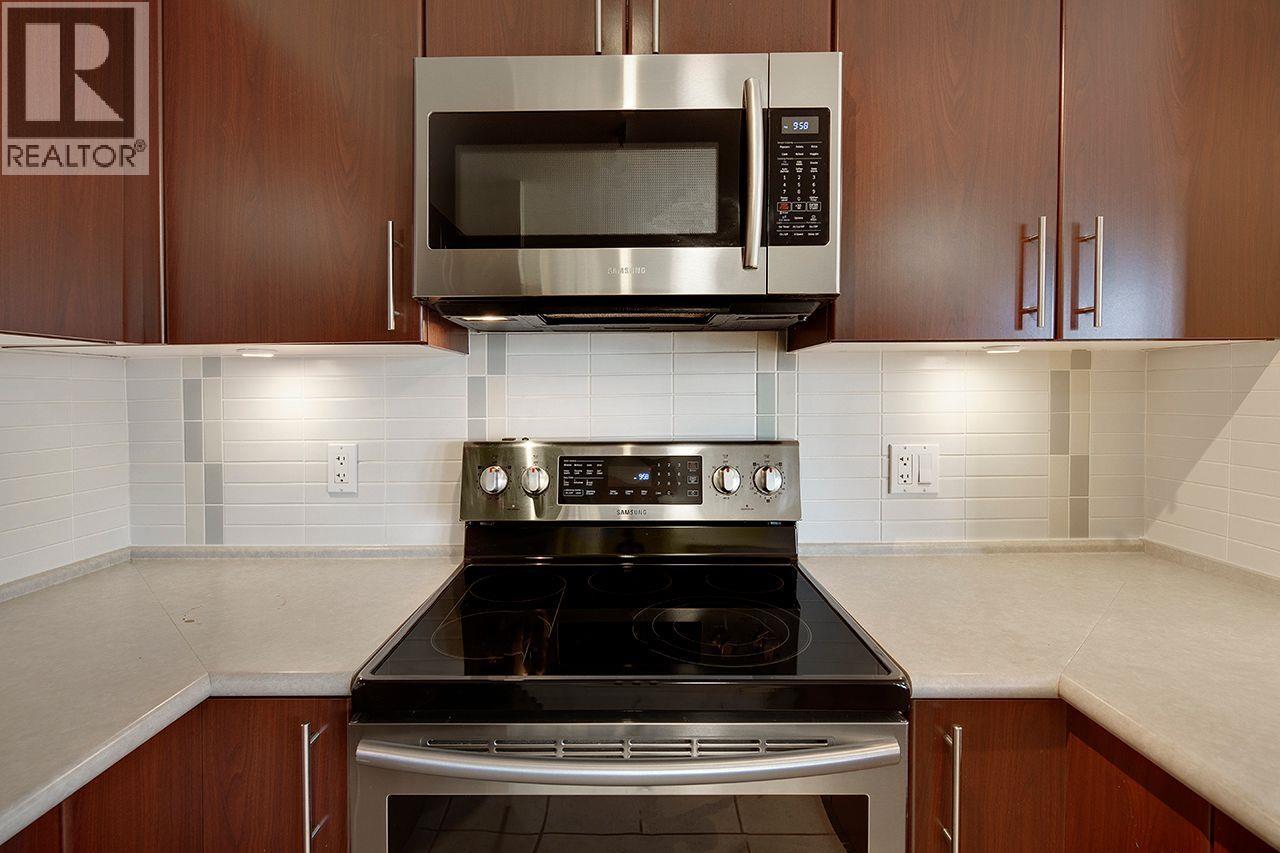 401 7088 Mont Royal Square, Vancouver, British Columbia  V5S 4X7 - Photo 8 - R3086888