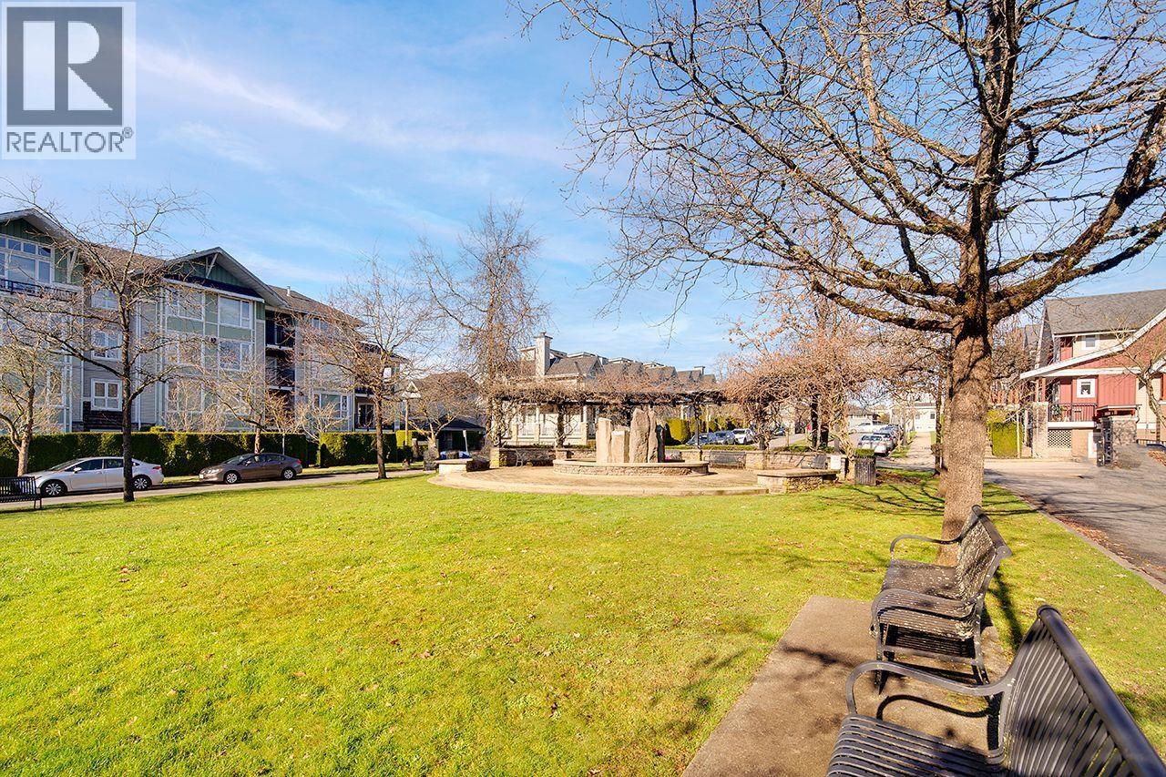 401 7088 Mont Royal Square, Vancouver, British Columbia  V5S 4X7 - Photo 30 - R3086888