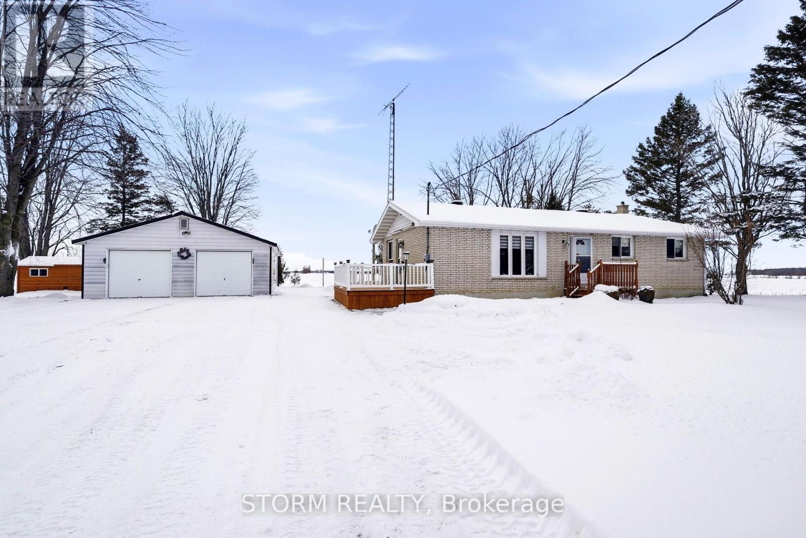 3410 Goldfield Road S, South Stormont, Ontario  K0C 1K0 - Photo 3 - X12769566