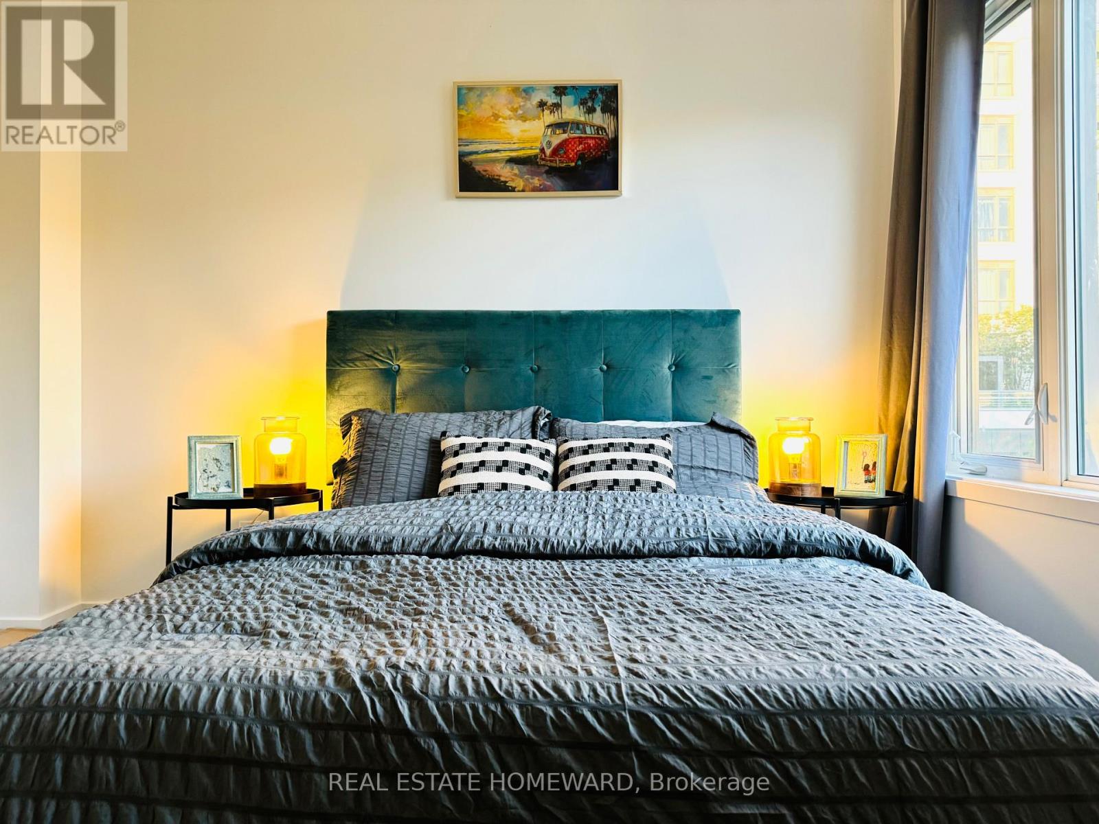 17 St. Bartholomew Street, Toronto, Ontario  M5A 0A3 - Photo 6 - C12769578