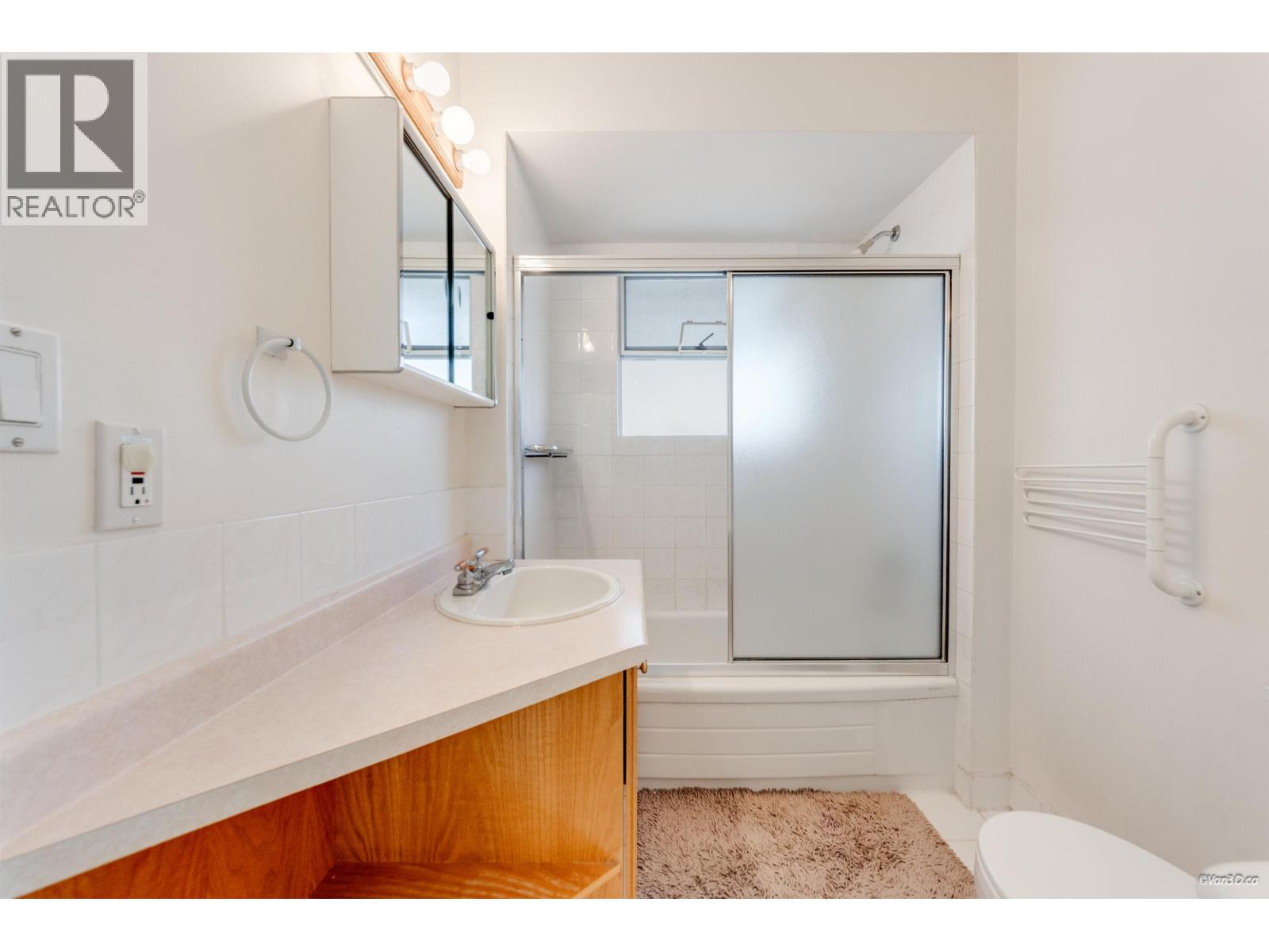 3315 El Casa Court, Coquitlam, British Columbia  V3E 2P9 - Photo 17 - R3086841