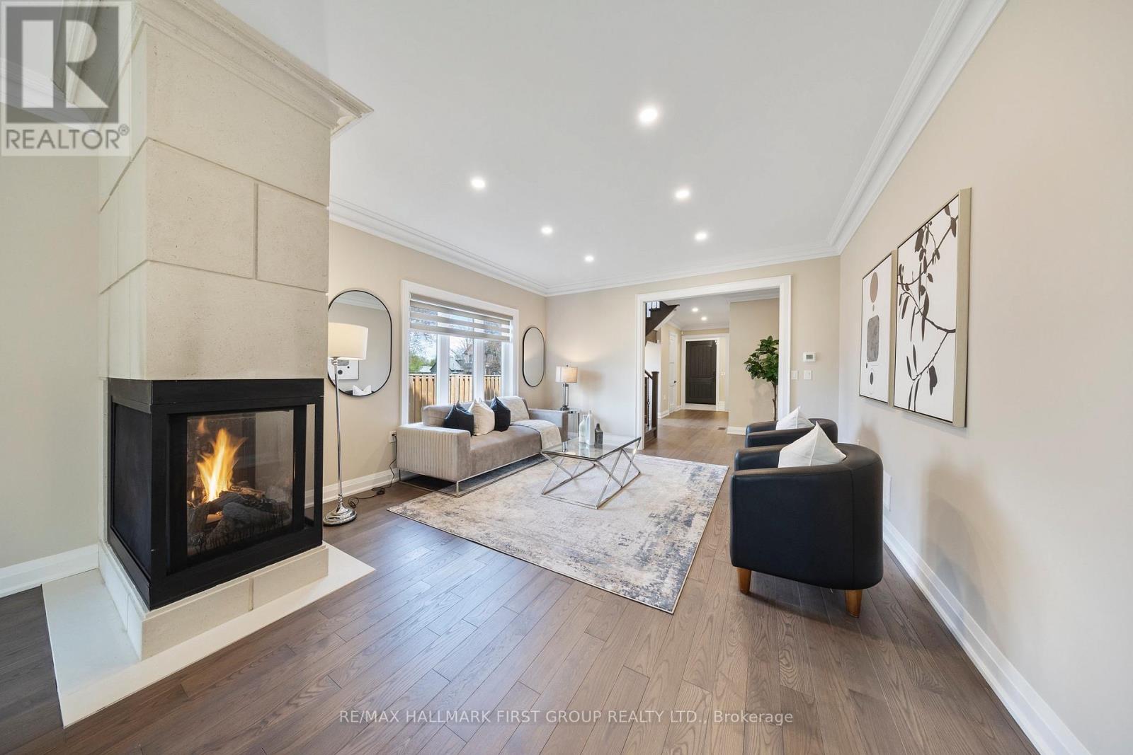 732 Hillview Crescent, Pickering, Ontario  L1W 2R8 - Photo 7 - E12769572