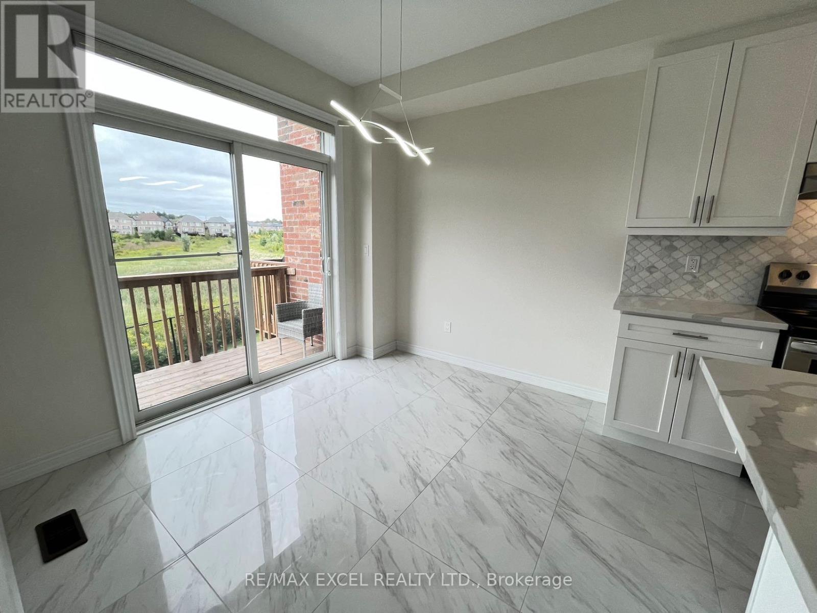 24 Stubbs Lane, Aurora, Ontario  L4G 3Y3 - Photo 16 - N12769570