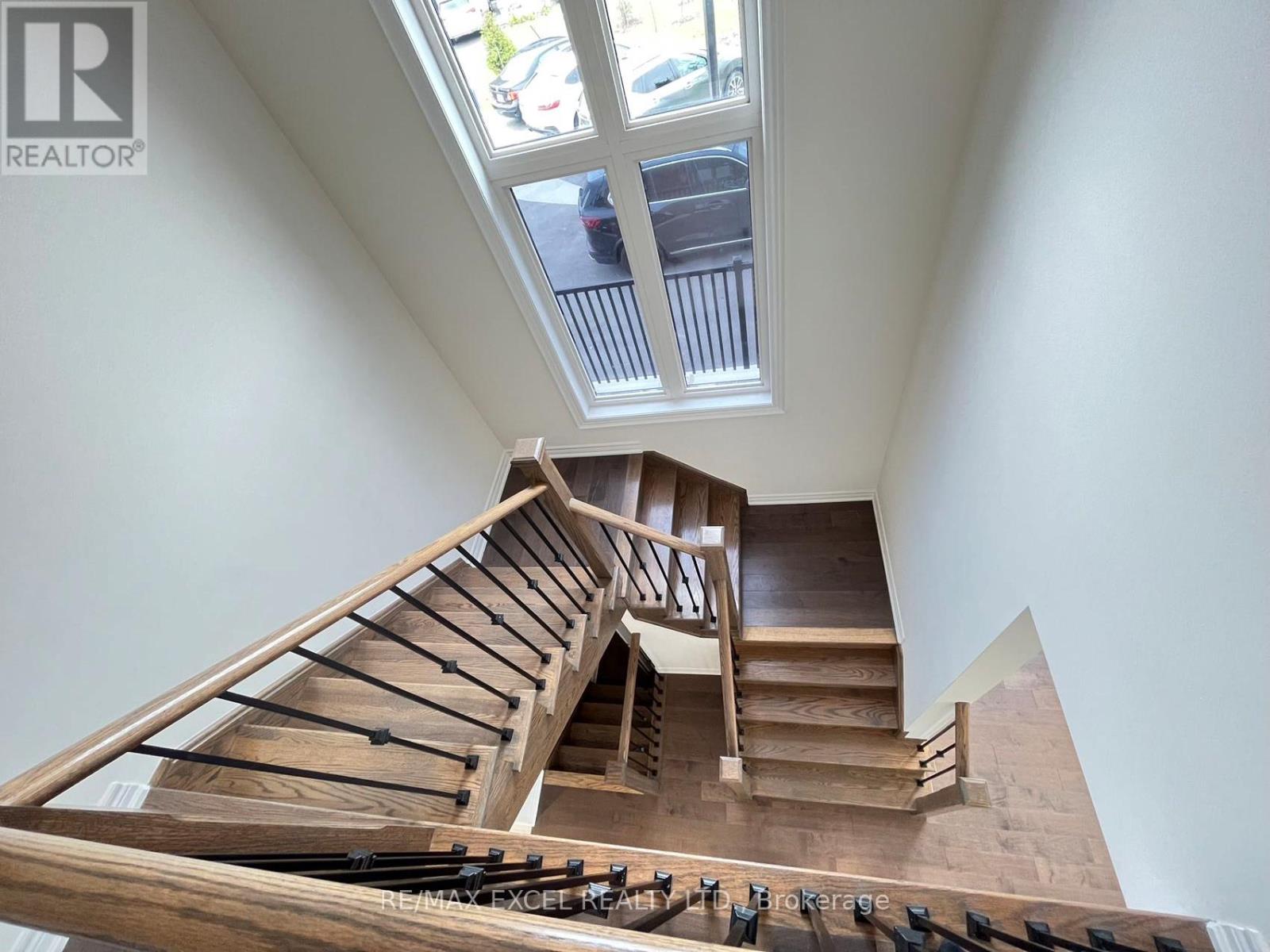 24 Stubbs Lane, Aurora, Ontario  L4G 3Y3 - Photo 19 - N12769570