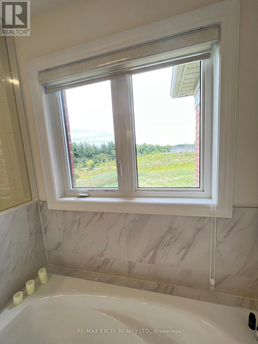 24 Stubbs Lane, Aurora, Ontario  L4G 3Y3 - Photo 35 - N12769570