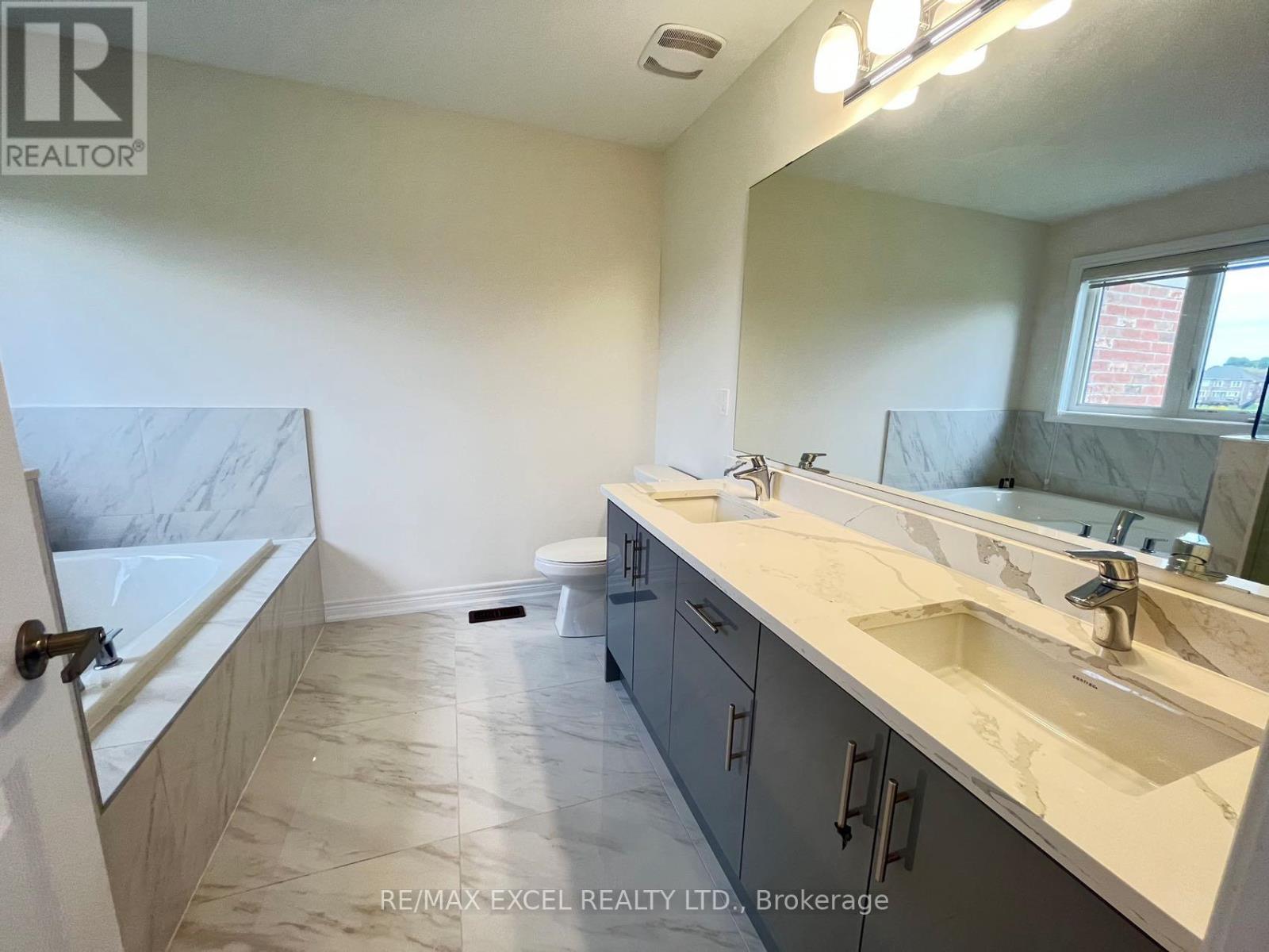 24 Stubbs Lane, Aurora, Ontario  L4G 3Y3 - Photo 37 - N12769570