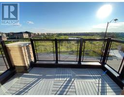 24 STUBBS LANE, Aurora, Ontario