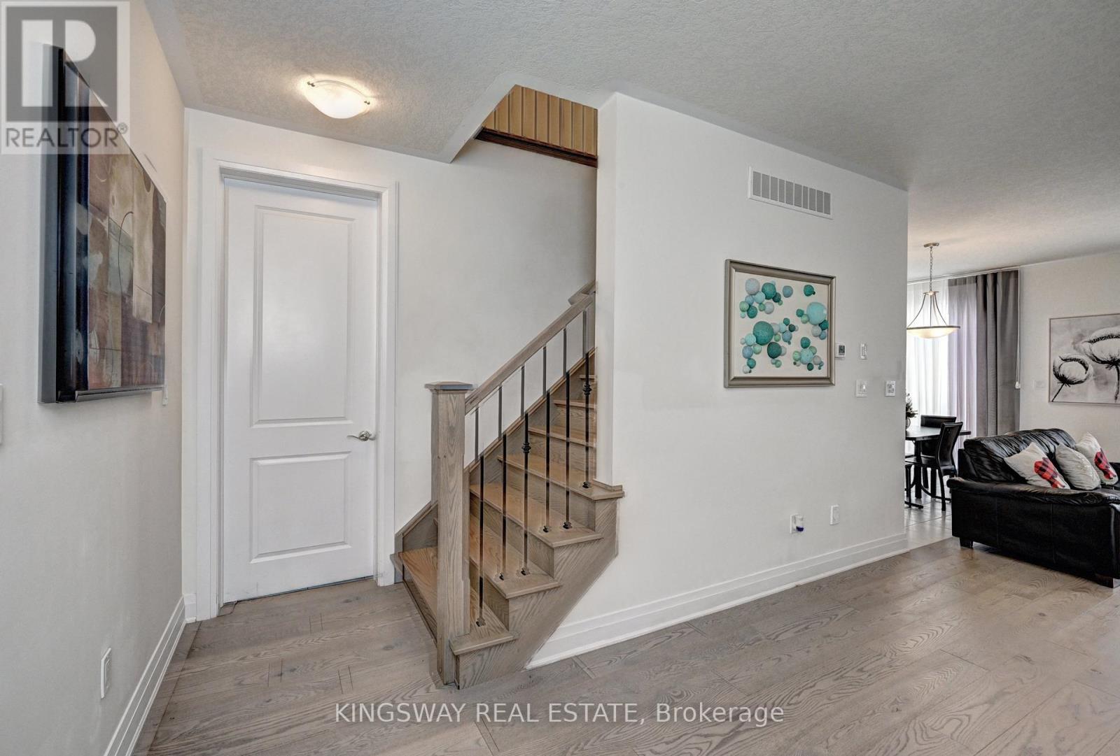 520 Nathalie Crescent, Kitchener, Ontario  N2E 0C9 - Photo 17 - X12769588