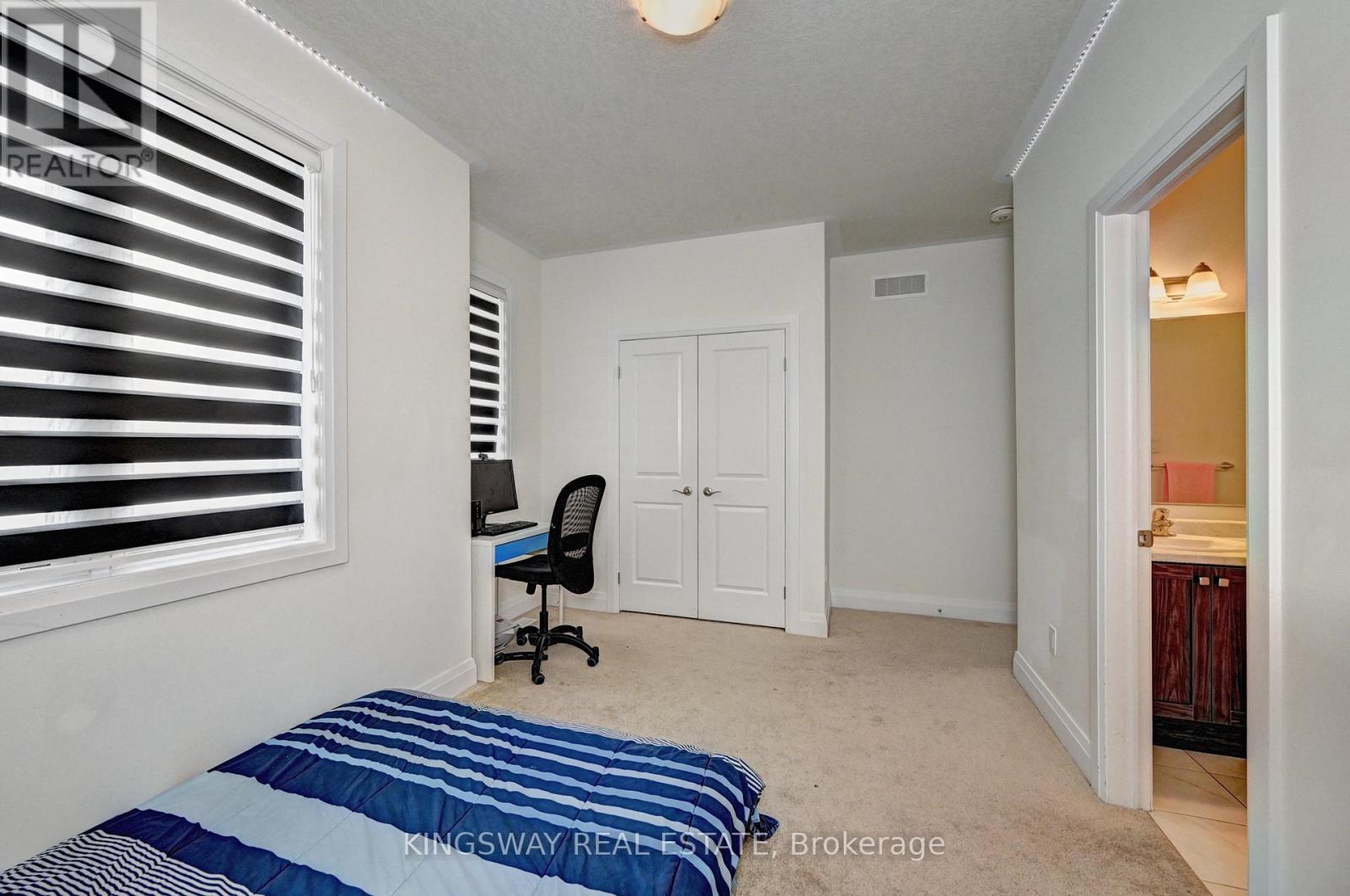 520 Nathalie Crescent, Kitchener, Ontario  N2E 0C9 - Photo 24 - X12769588