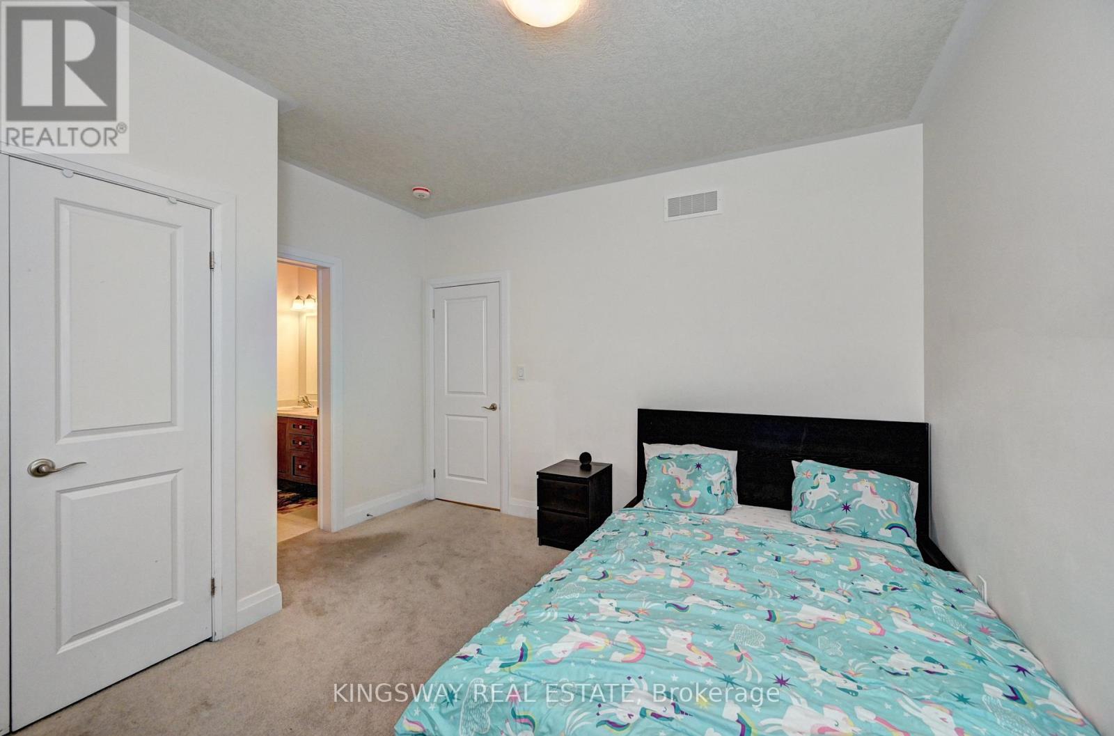 520 Nathalie Crescent, Kitchener, Ontario  N2E 0C9 - Photo 29 - X12769588