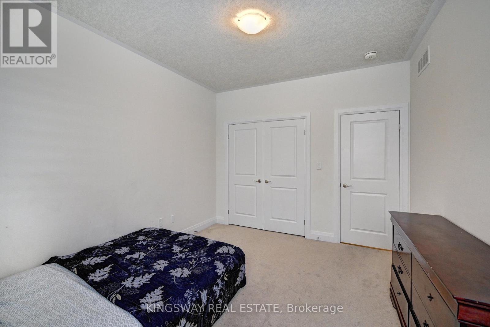 520 Nathalie Crescent, Kitchener, Ontario  N2E 0C9 - Photo 32 - X12769588